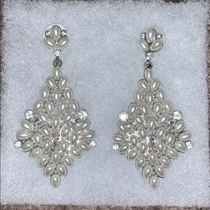 Silver Pearl Earrings